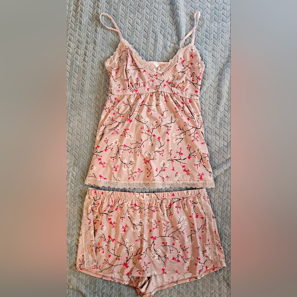 Marilyn Monroe Pink Floral Pajama Set